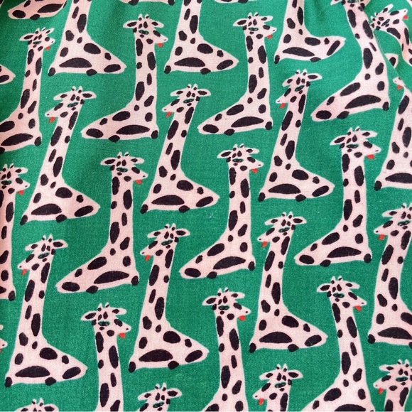 Green Giraffe Print Lapel Collar Shirt, Compania Fantastica, Size Medium - Picture 7 of 9